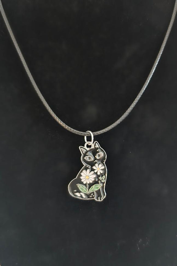 Pretty Kitty necklace